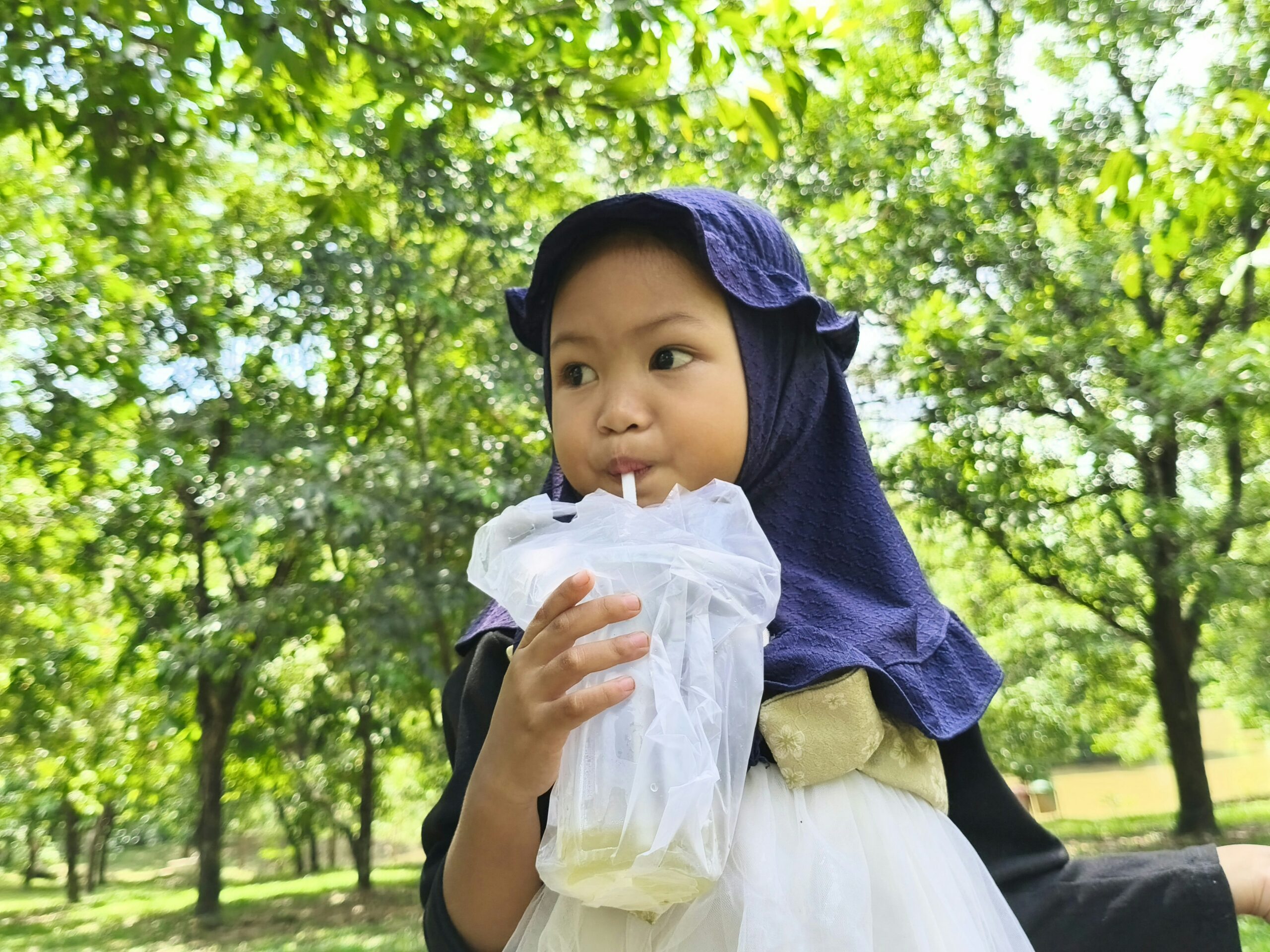 Comment éviter la déshydratation chez bébé avec des conseils pratiques et efficaces