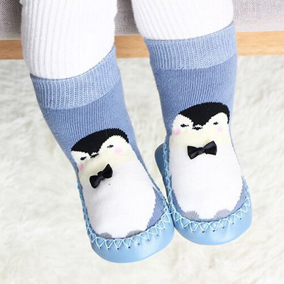 Chaussettes antidérapantes montantes pour bébé avec motif pingouins