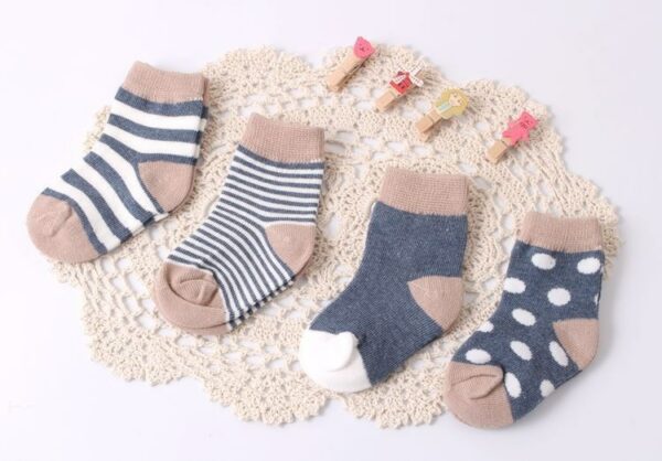 Lot de 4 paires de chaussettes vintage bleues pour bébé