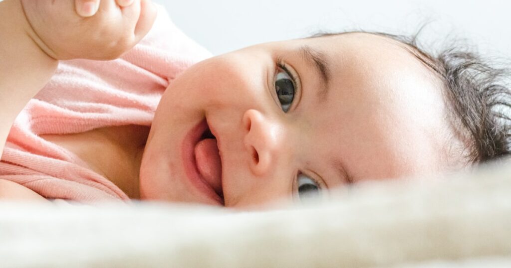 Que faire si bébé ne fait pas ses nuits ? Conseils et astuces