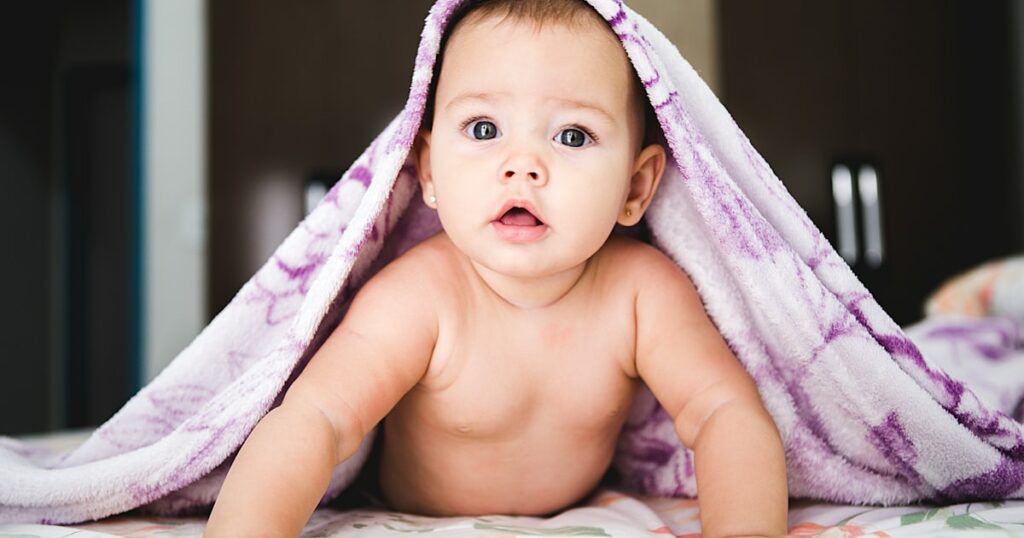 Bébé se réveille à 5h : comment décaler ses horaires de sommeil ?