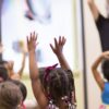 Les enfants passent 10 fois plus de temps sur les écrans que sur les livres